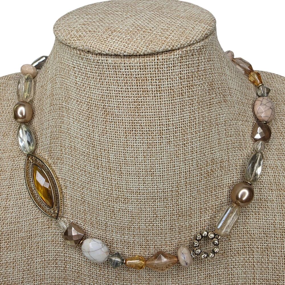 Vintage Necklace Mid Century Pale Tone Beads 17 Inch